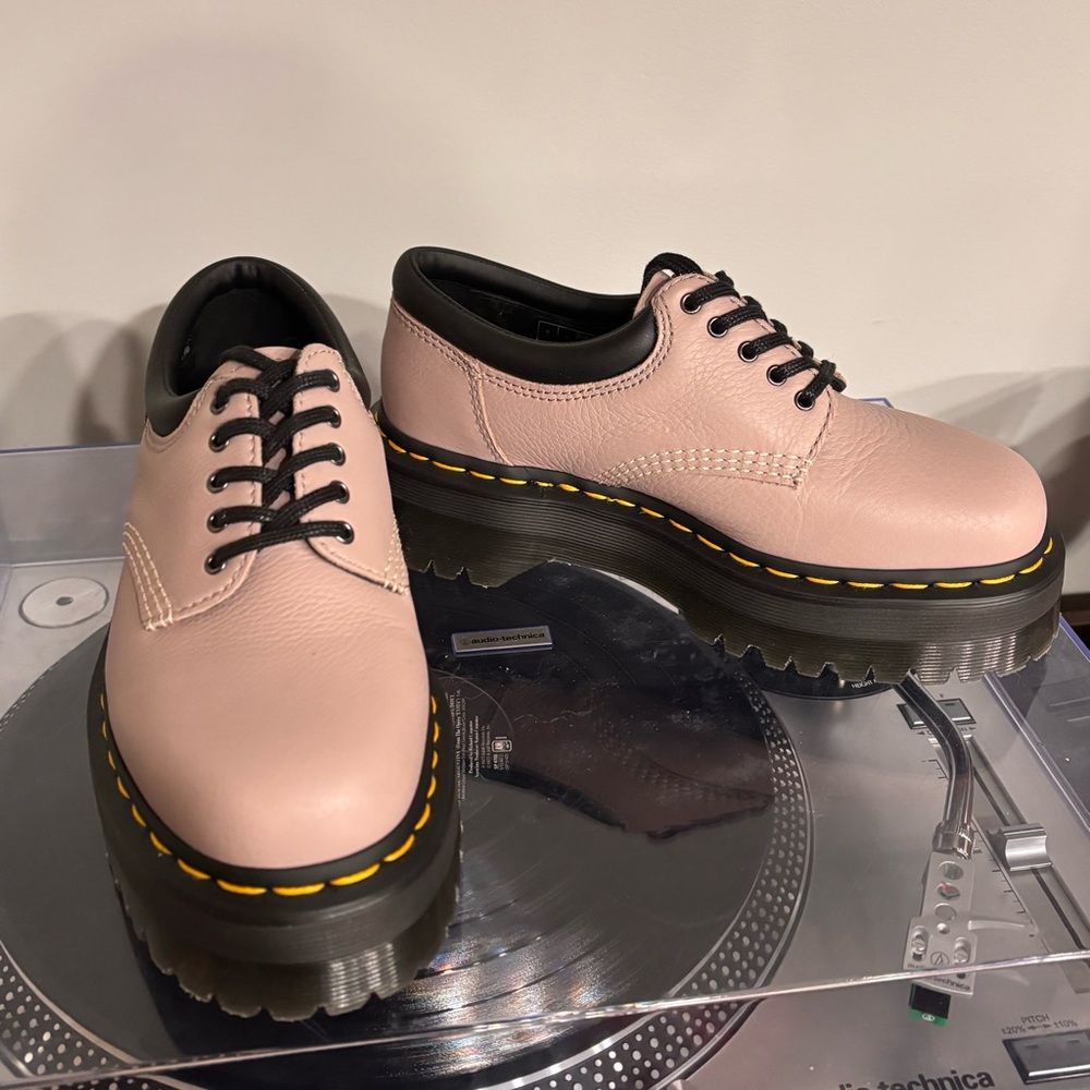 Dr. Martens 8053 Quad Vintage Taupe Retro Pisa Leather Platform Oxfords w7 m6 38 - Picture 2 of 8